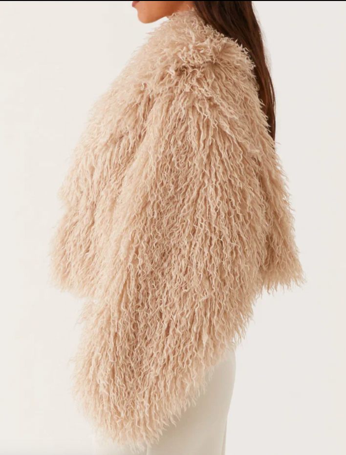 Peppermayo Exclusive - Virginia Cropped Faux Fur Jacket - Taupe