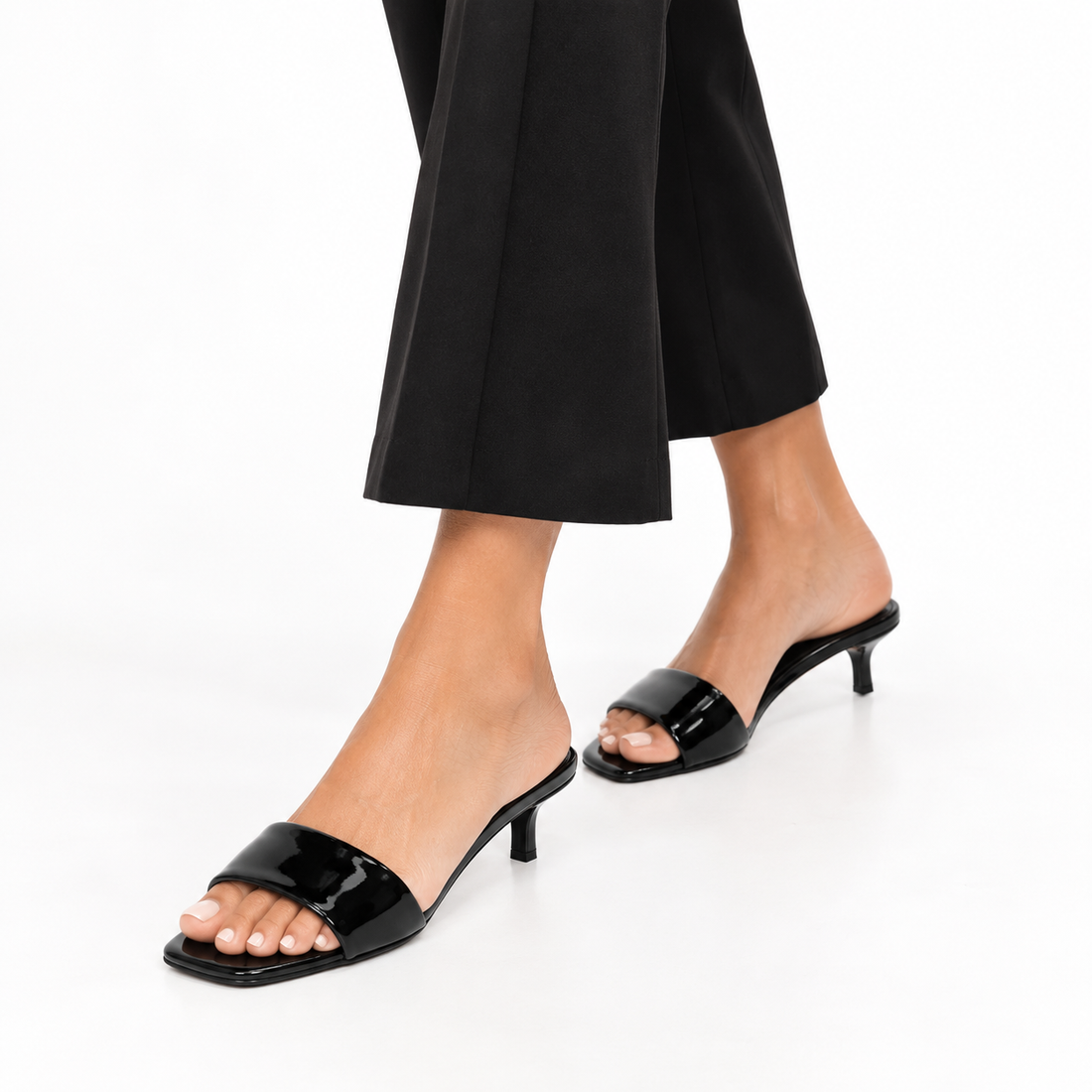 Larroudé Black Patent Leather Low-Heel Mules - 8