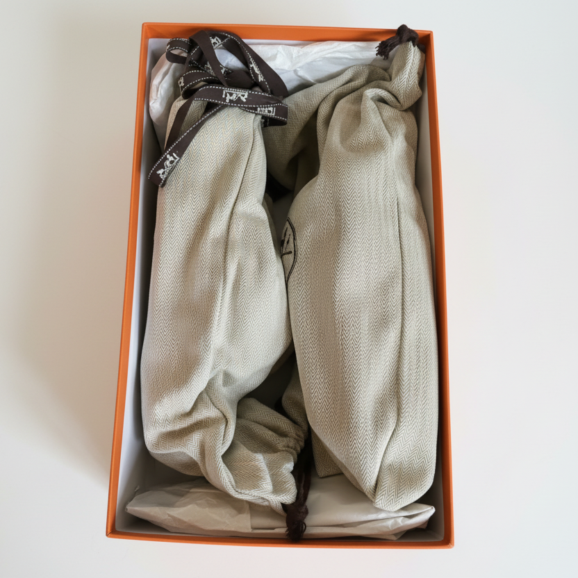 Hermès Chypre Sandals Etoupe Epsom Palladium Hardware - 38 EU