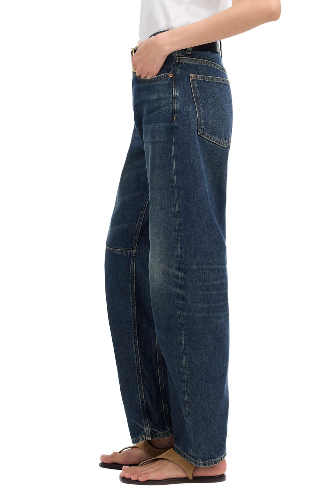 Madewell The Darted Barrel Leg Jean - 24