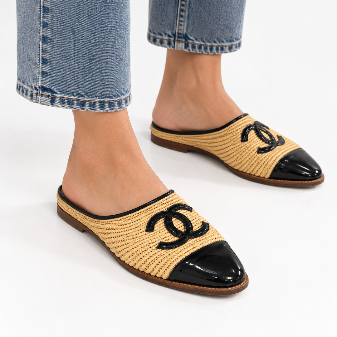 Chanel 2019 CC Cap-Toe Raffia Slide Mules - 38
