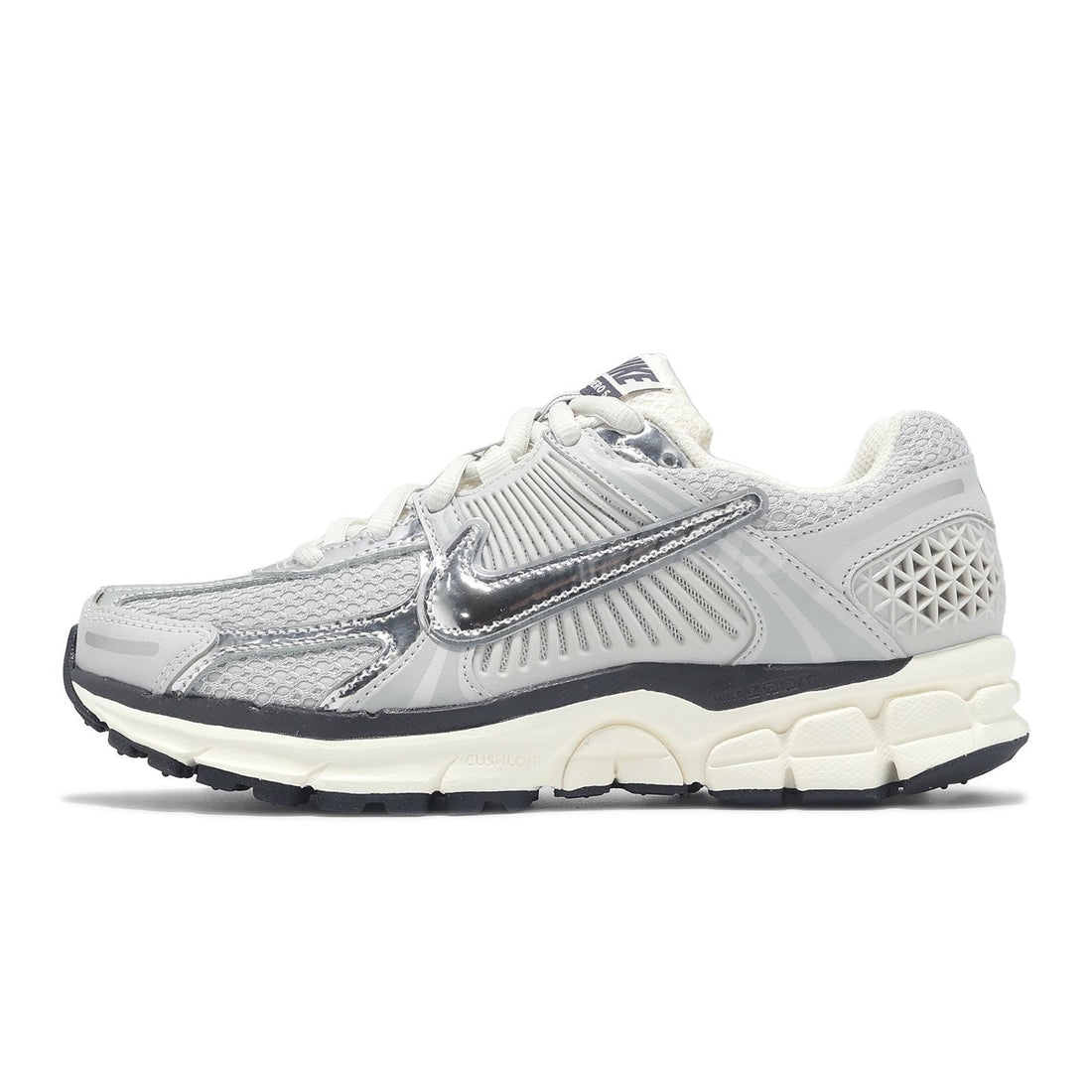 Nike Women's Zoom Vomero 5 Photon Dust Metallic Silver Running Shoes - 9